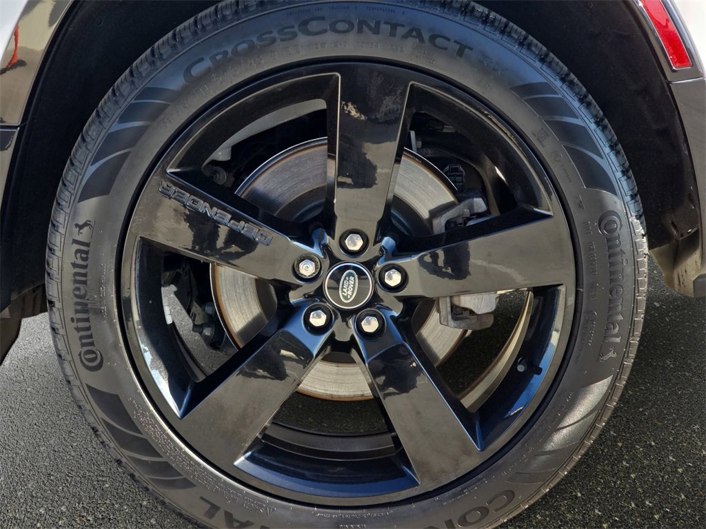 Certified 2023 Land Rover Defender 130 X-Dynamic SE image 35