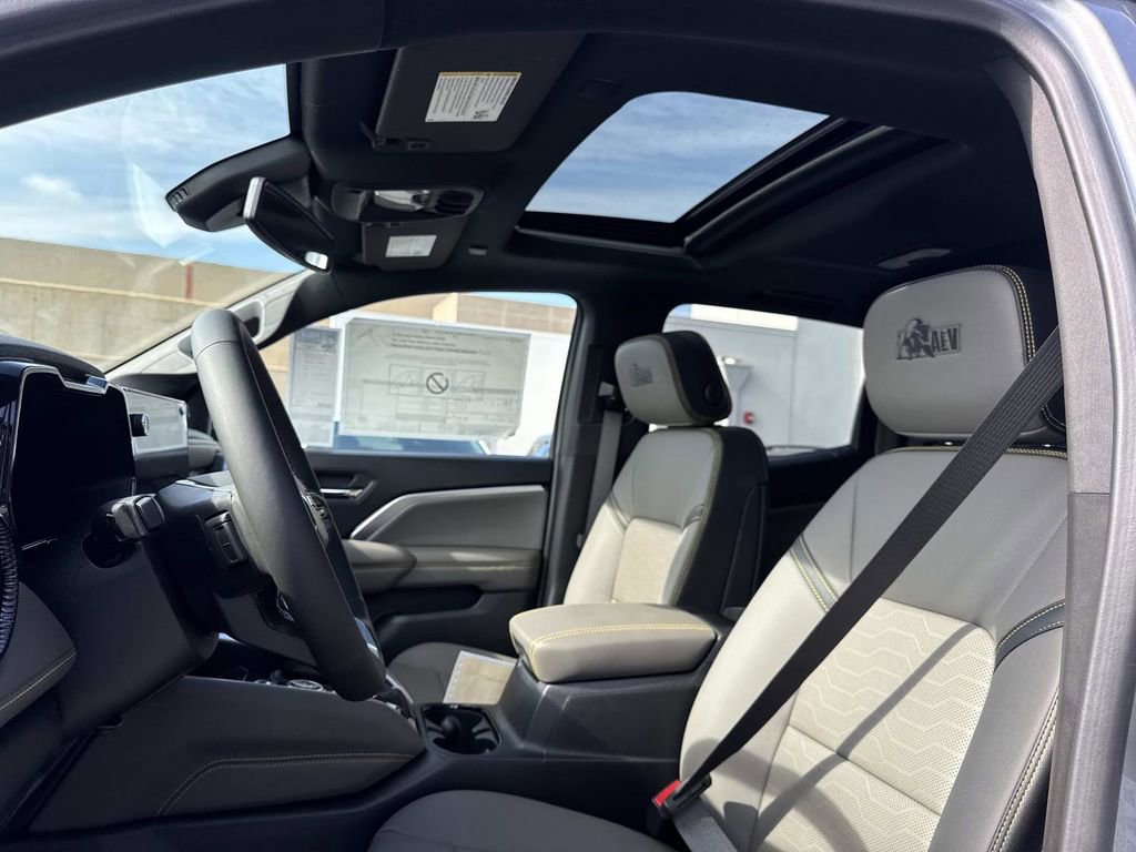 New 2026 Chevrolet Colorado ZR2 w/ ZR2 Bison Edition image 19