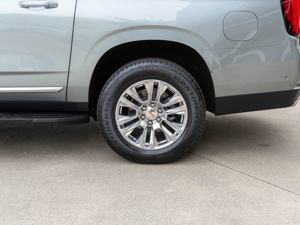 Certified 2025 GMC Yukon XL Denali w/ Advanced Technology Package AWD/4WD image 34