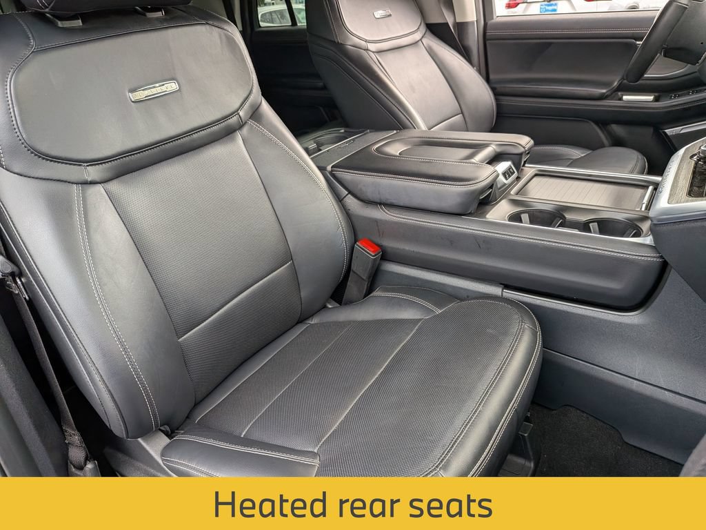Used 2025 Ford Expedition Max Platinum AWD/4WD image 28