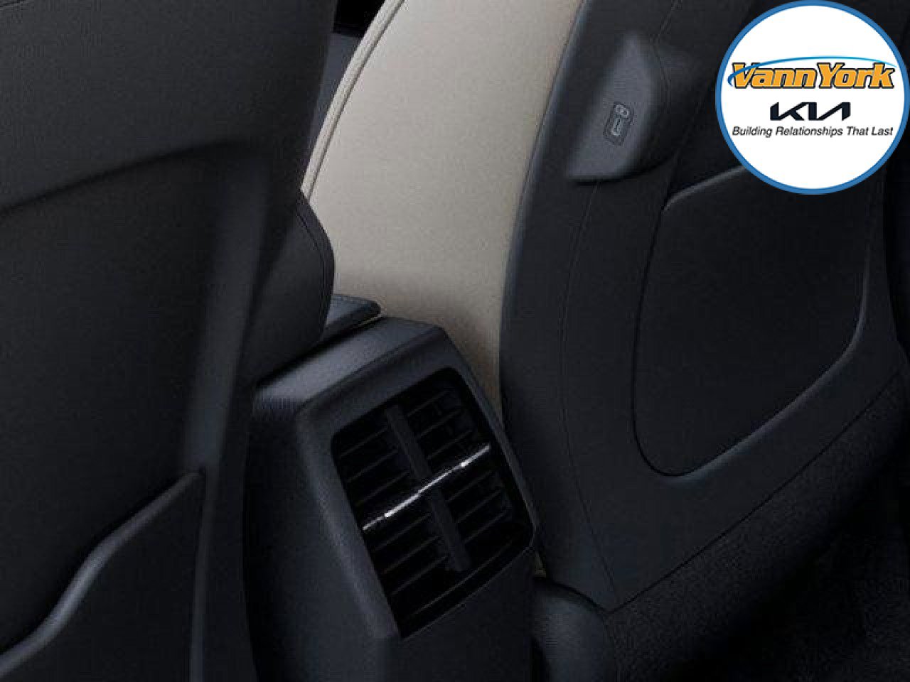 New 2025 Kia Niro EX Touring image 24