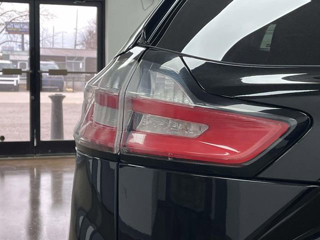 Used 2024 Ford Edge Titanium AWD/4WD image 10