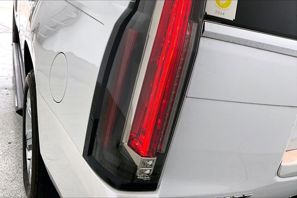 Used 2016 Cadillac Escalade Premium image 41