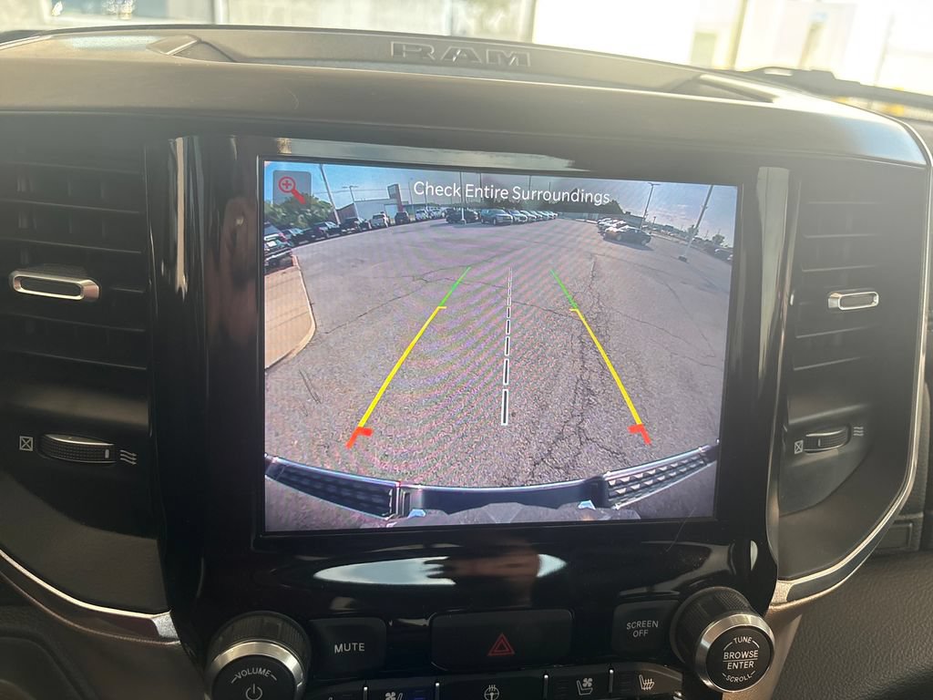 Used 2022 RAM 1500 Laramie AWD/4WD image 27