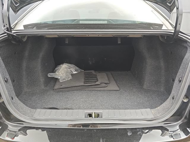 Used 2025 Nissan Versa S w/ Trunk Package FWD image 15