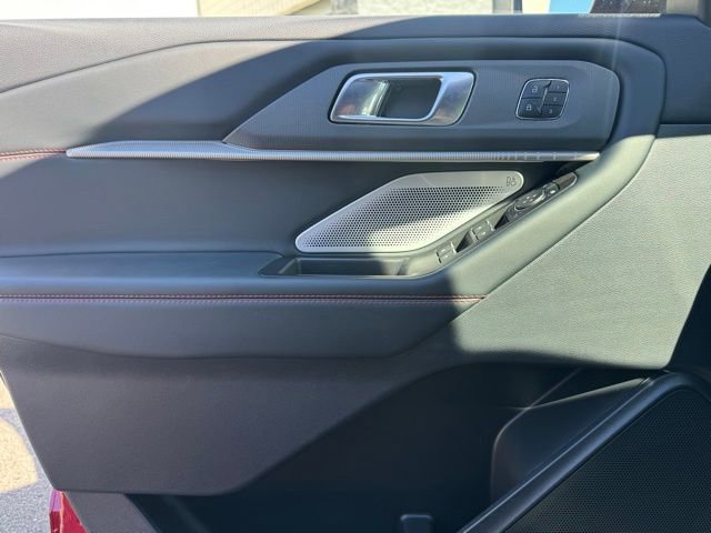 Used 2025 Ford Explorer ST w/ Sun And Sound Package image 11