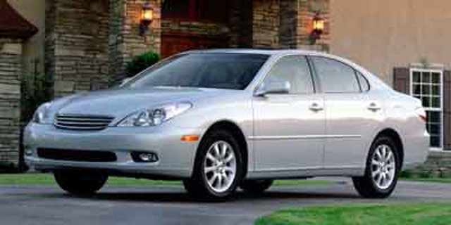 Used 2003 Lexus ES 330 FWD image 1