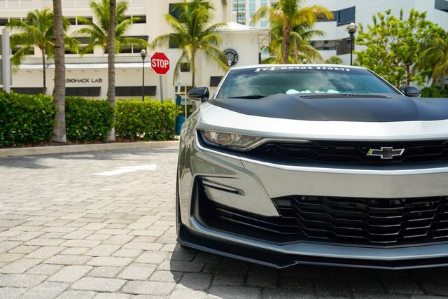 Used 2023 Chevrolet Camaro SS RWD image 6