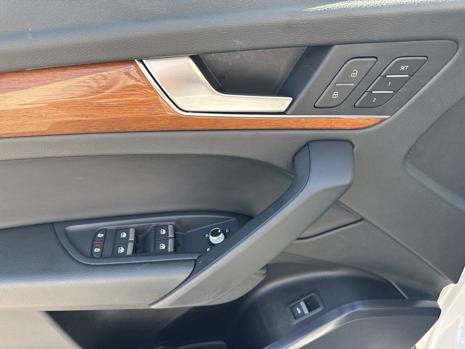 Used 2023 Audi Q5 2.0T Premium image 18