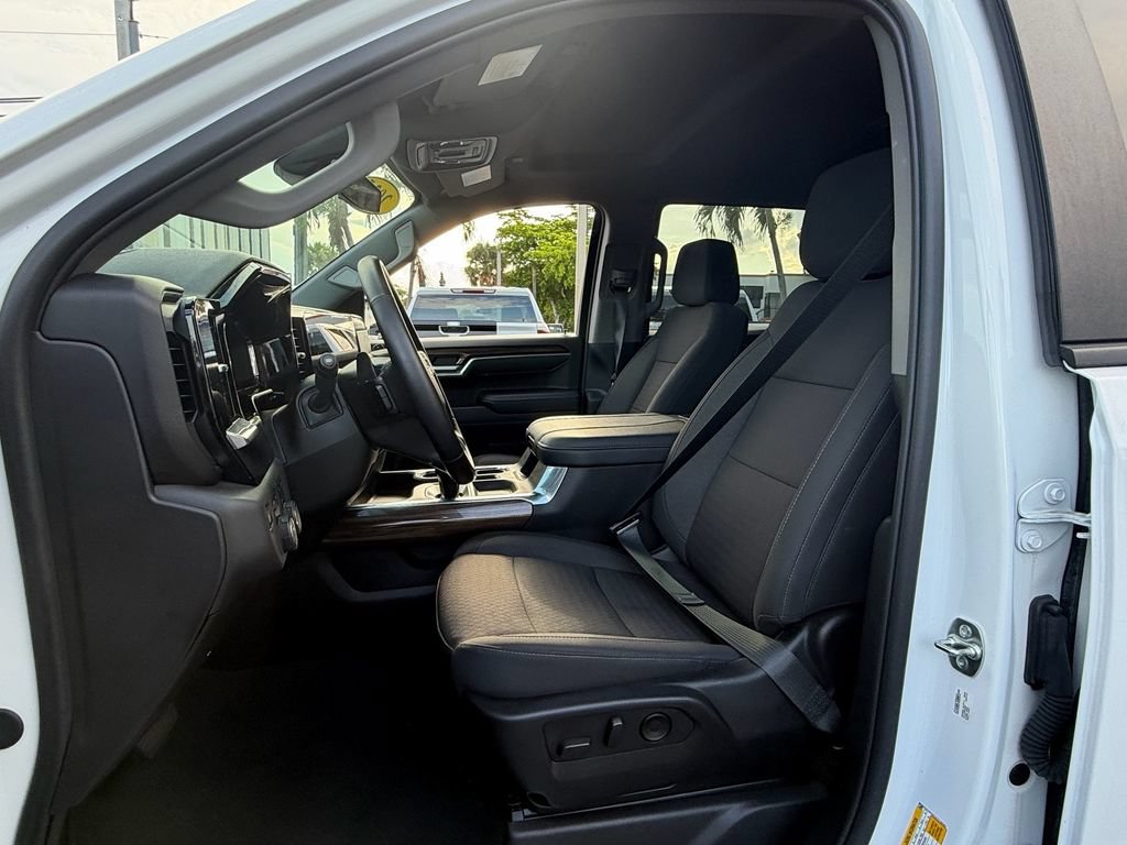 New 2025 Chevrolet Silverado 1500 LT w/ All Star Edition Plus AWD/4WD image 9