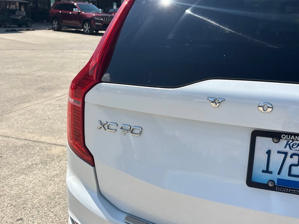 Used 2016 Volvo XC90 T6 Momentum w/ Momentum Plus Package AWD/4WD image 17