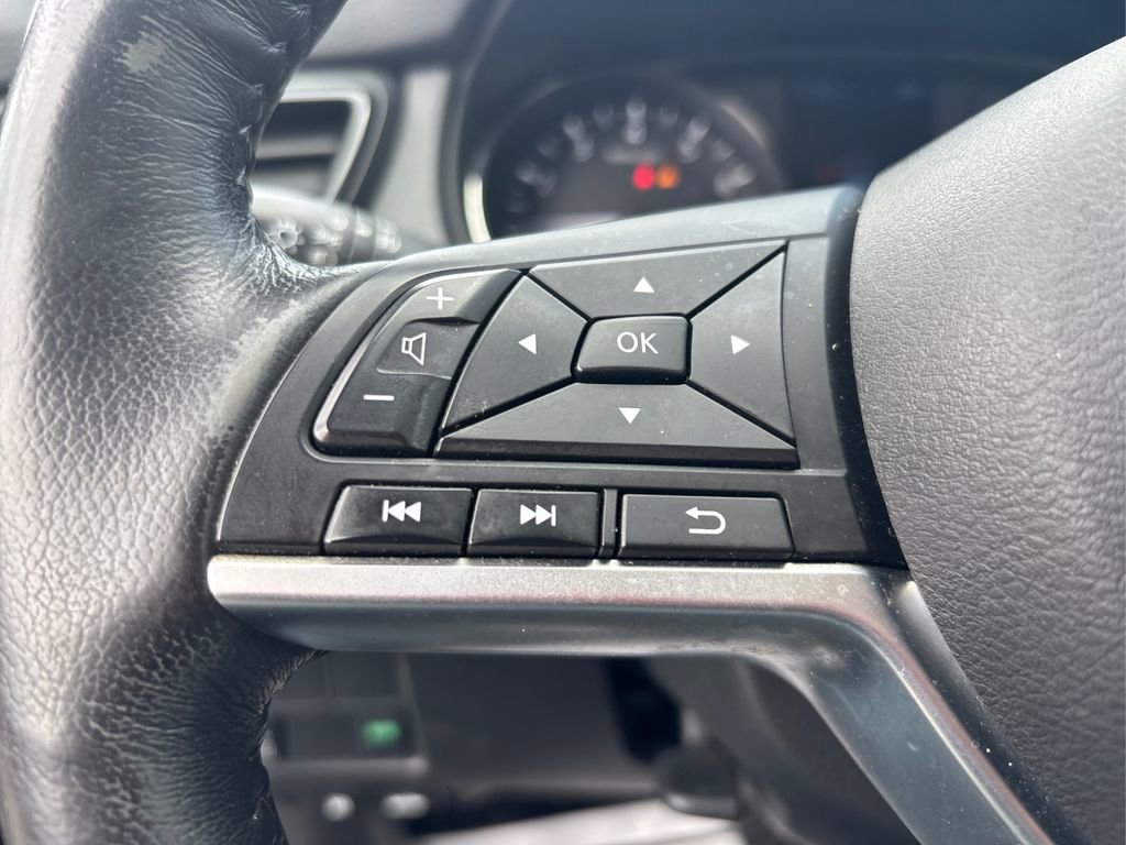 Used 2019 Nissan Rogue Sport SV w/ Technology Package AWD/4WD image 26