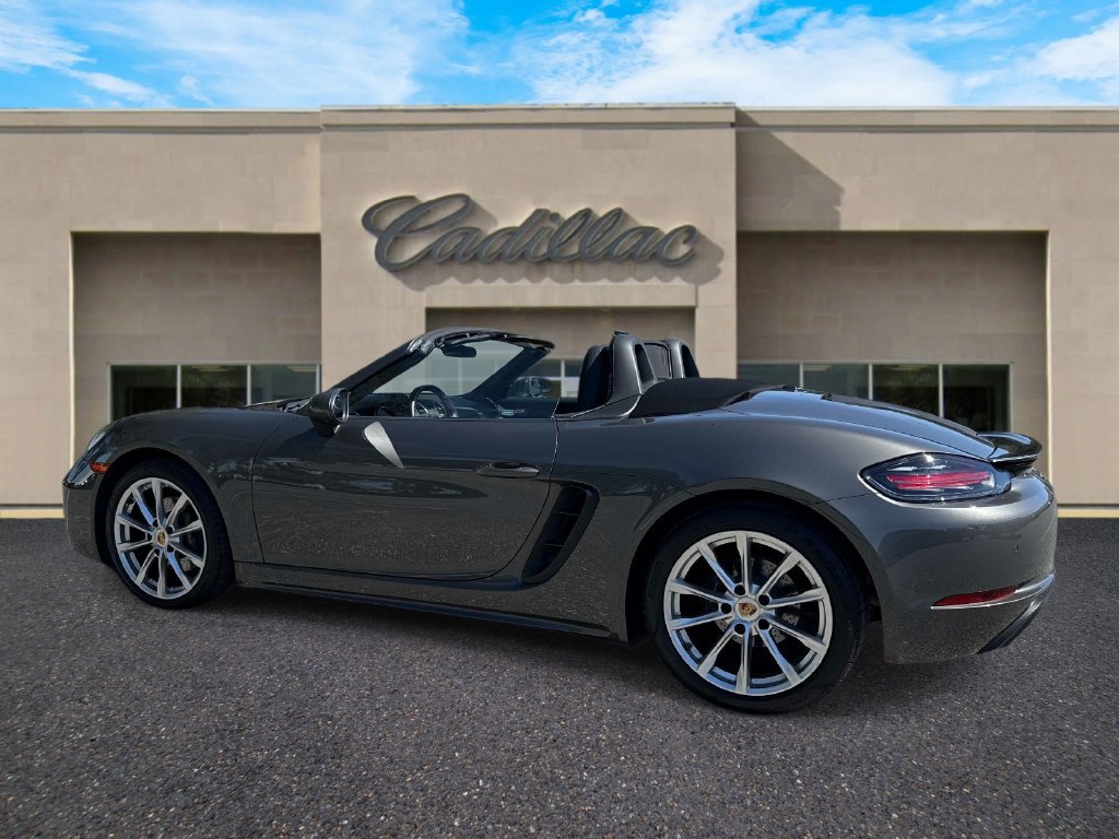 Used 2019 Porsche 718 Boxster RWD image 5