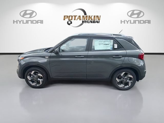 New 2026 Hyundai Venue SEL FWD image 8