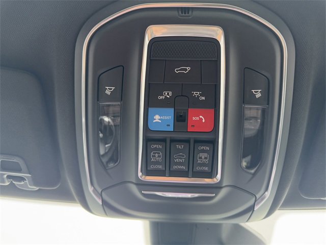 New 2025 Jeep Grand Cherokee Limited image 42