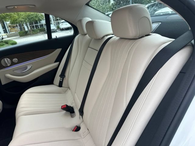 Used 2023 Mercedes-Benz E 350 4MATIC Sedan image 23