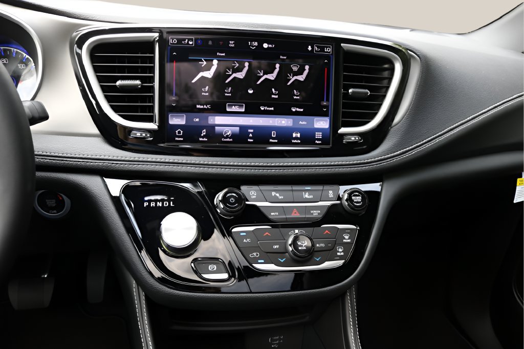 New 2027 Chrysler Pacifica Limited FWD image 25