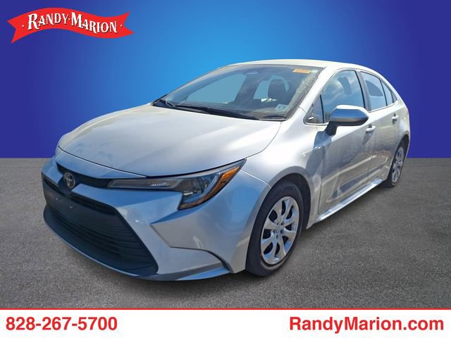 Used 2024 Toyota Corolla LE image 1