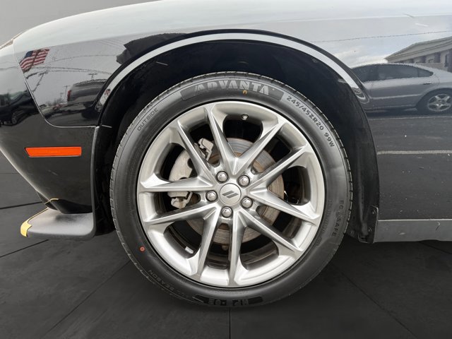 Used 2022 Dodge Challenger GT image 9
