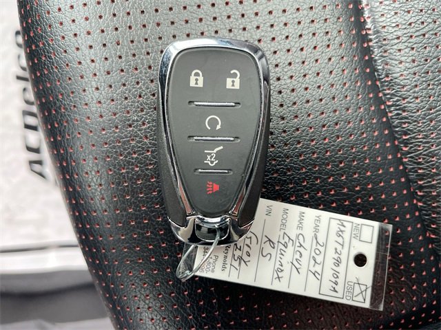 Certified 2024 Chevrolet Equinox RS w/ LPO, Floor Liner Package image 35