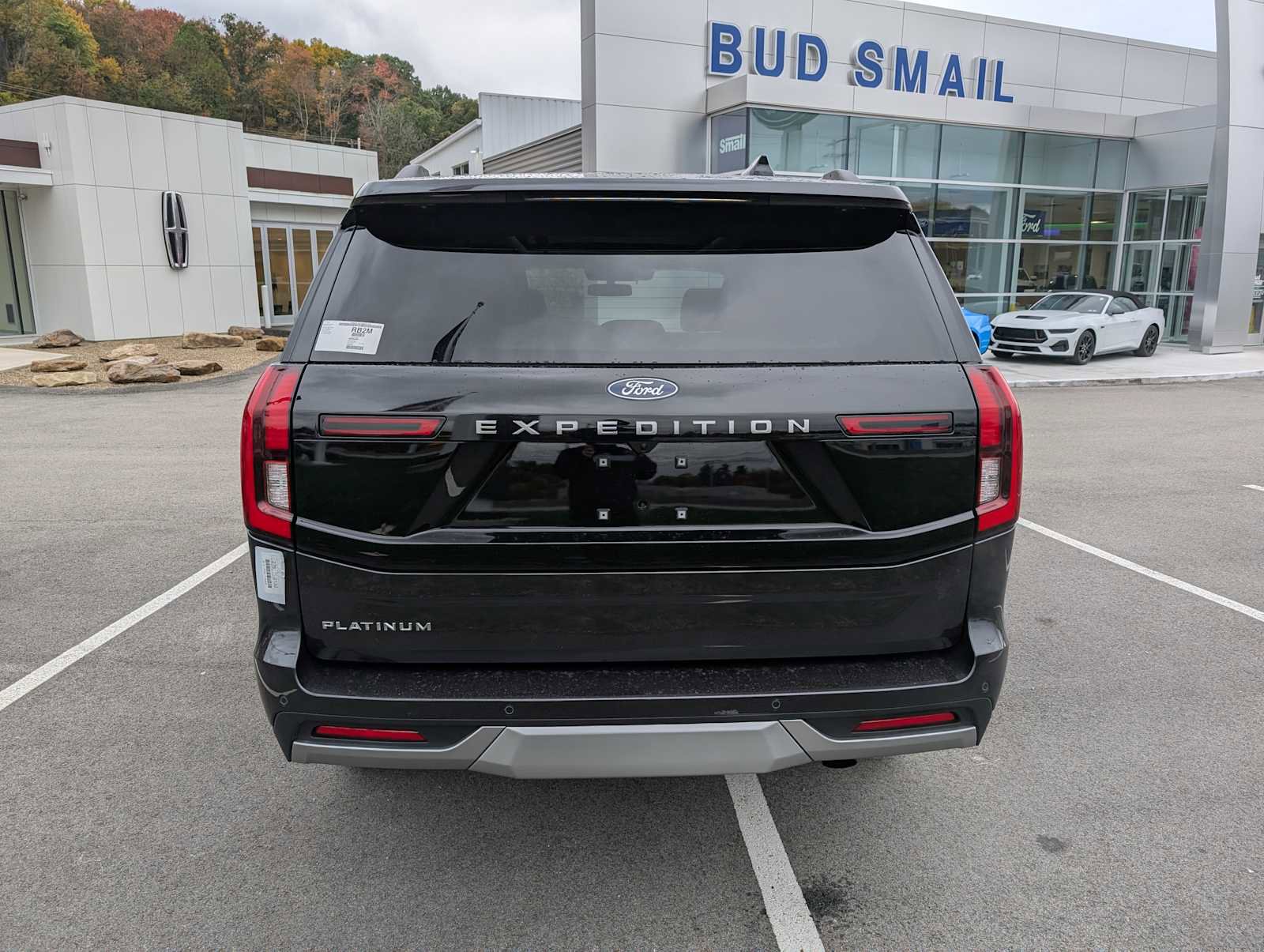 New 2025 Ford Expedition Platinum w/ Driver's Package image 8