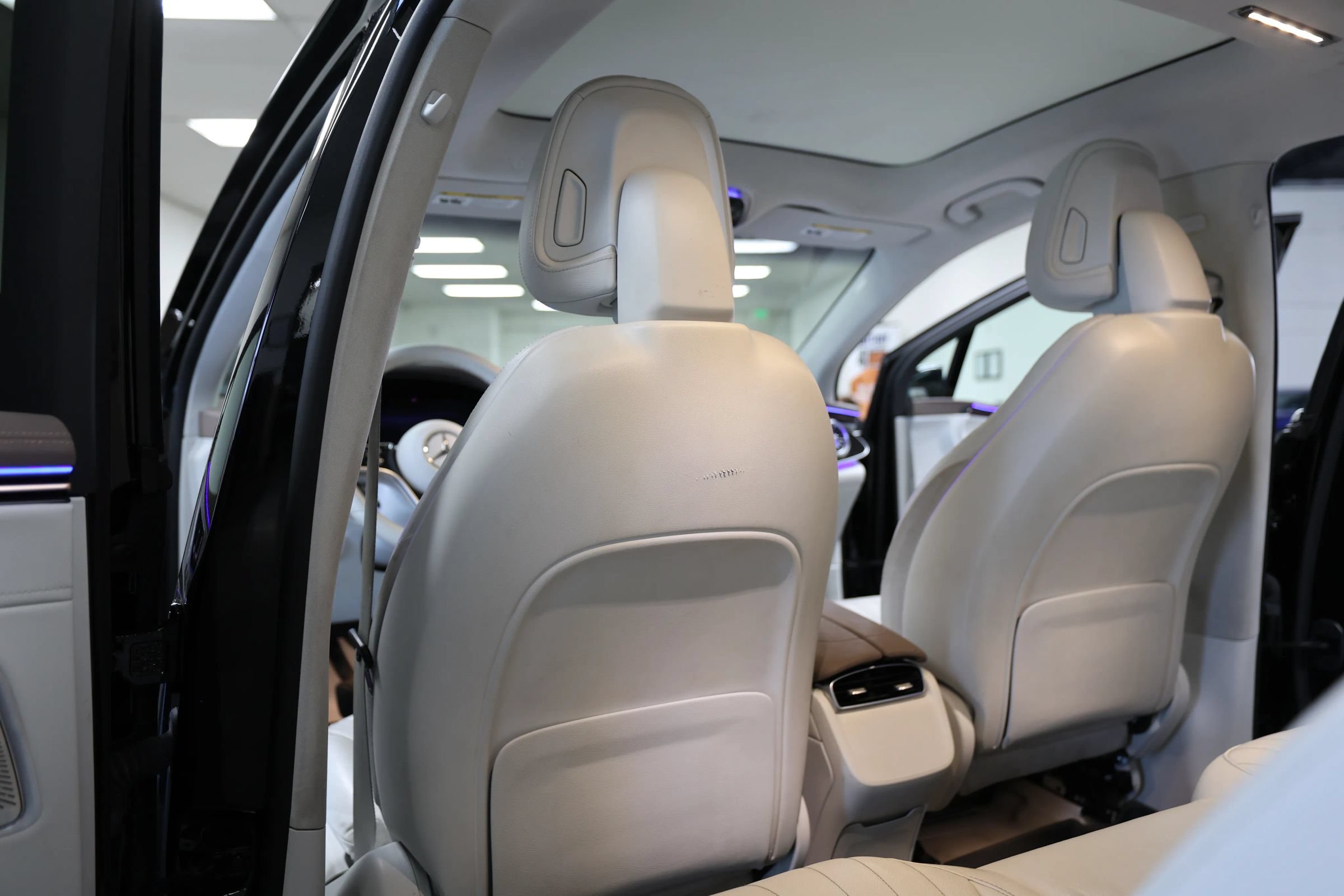 Used 2023 Mercedes-Benz EQS 580 4MATIC SUV image 55