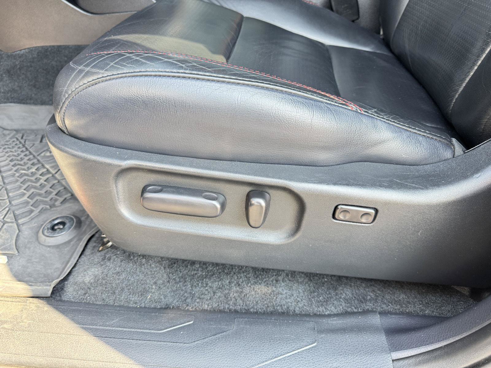 Used 2020 Toyota Tacoma TRD Pro AWD/4WD image 10
