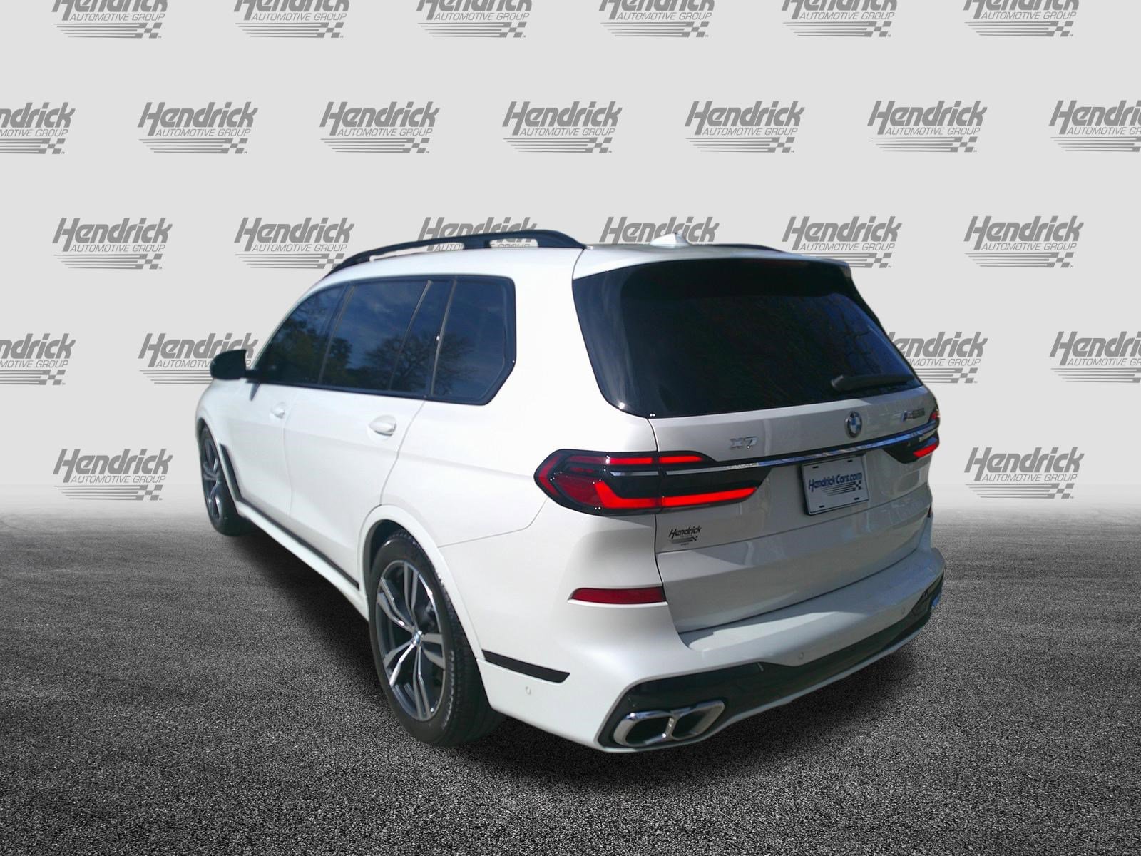 Certified 2025 BMW X7 M60i w/ Climate Comfort Package image 9