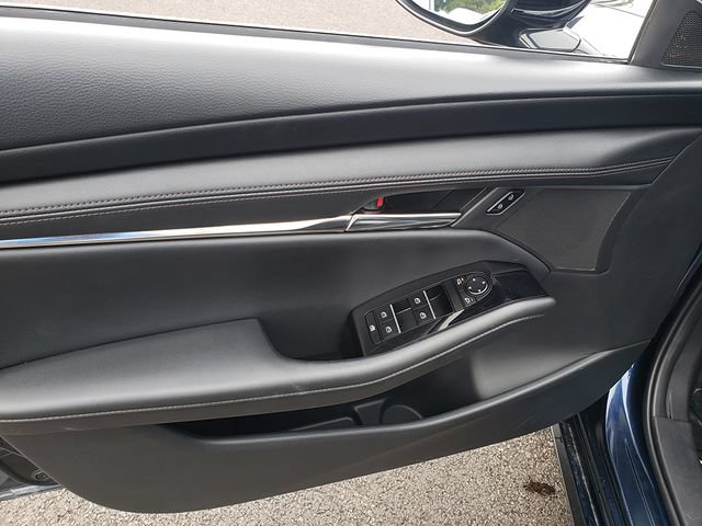 Used 2024 MAZDA MAZDA3 s FWD image 11