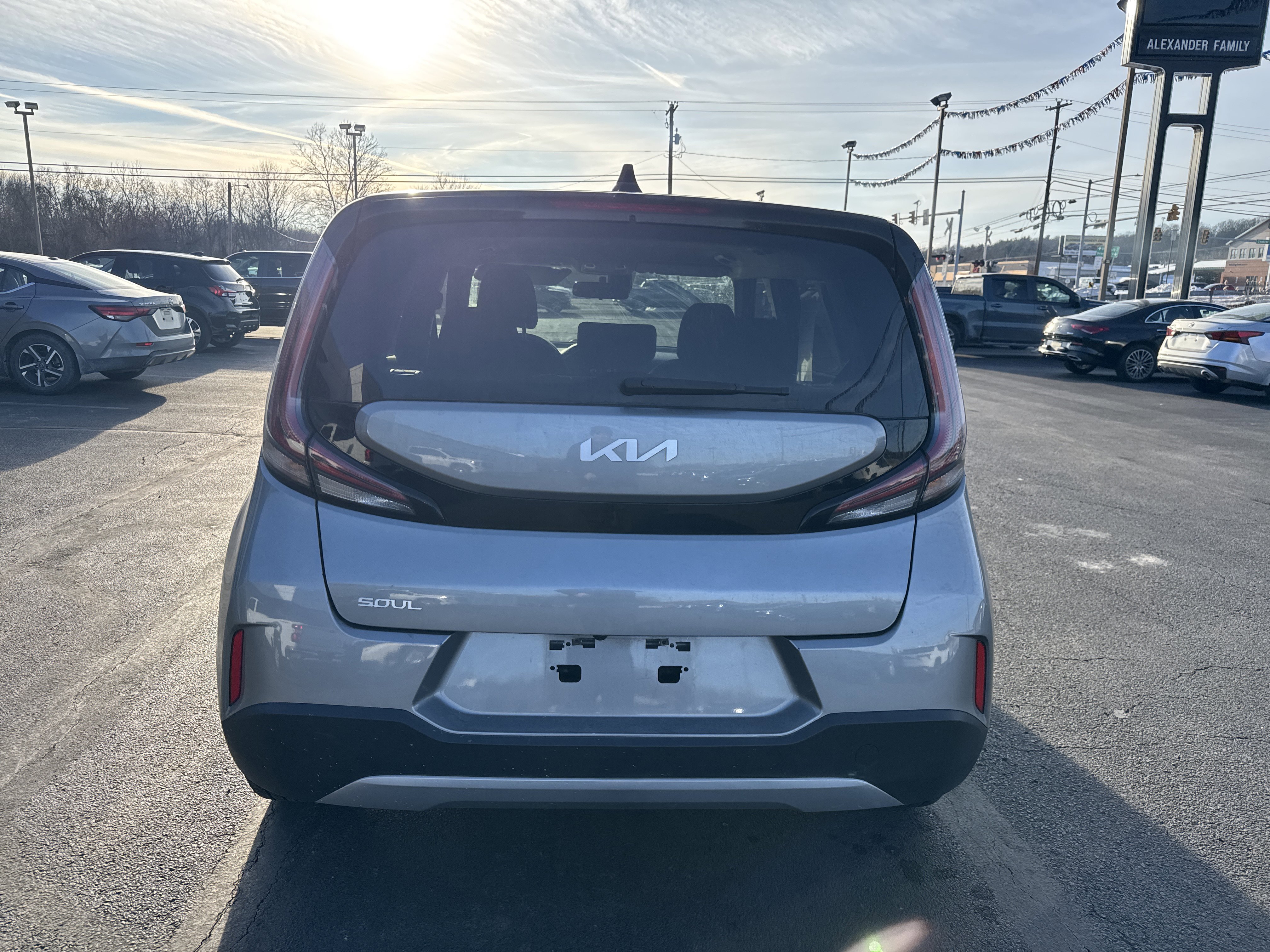 Used 2024 Kia Soul LX w/ Option Group 015 video 4