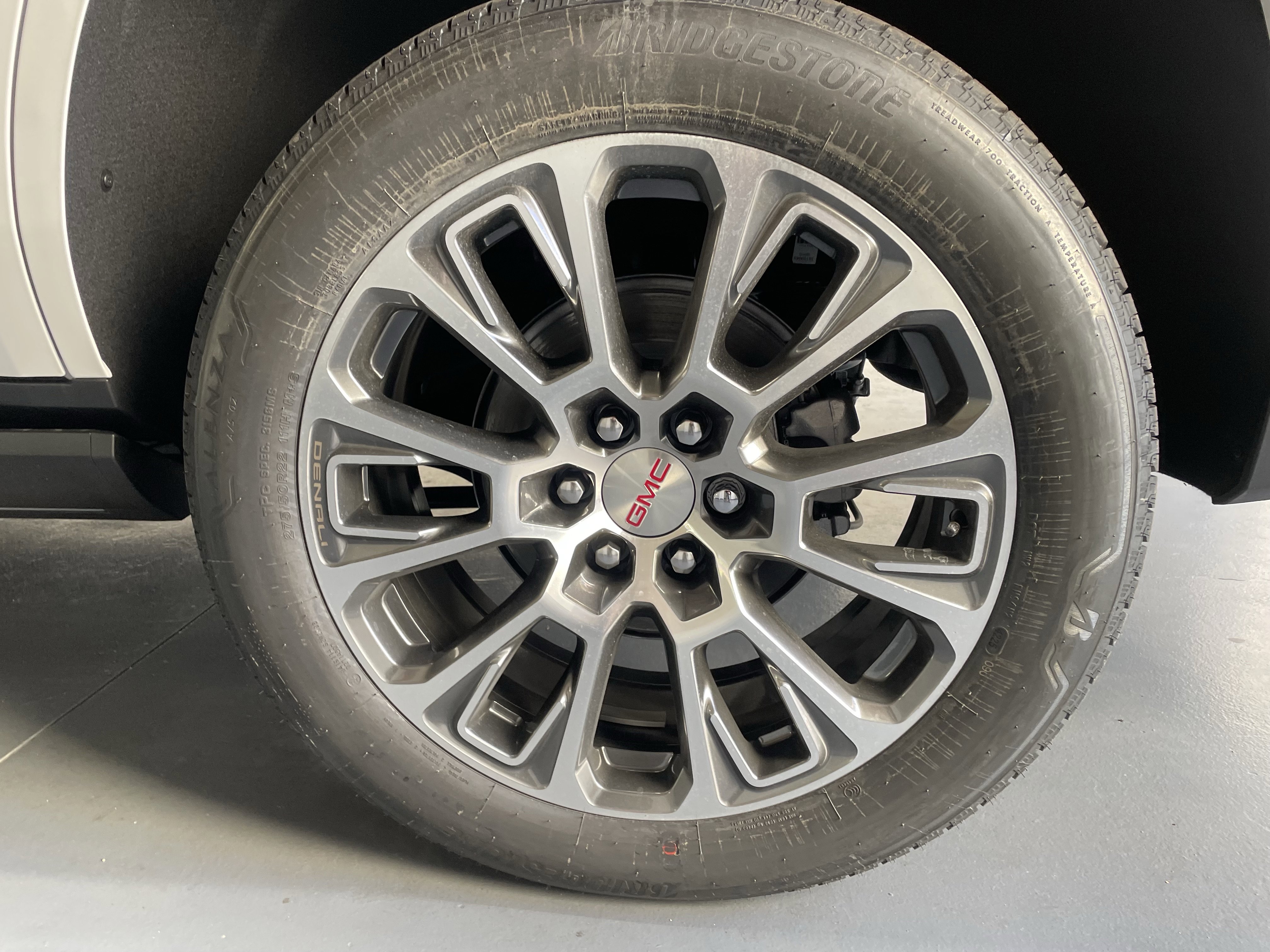 New 2026 GMC Yukon Denali w/ Sun & Power Step Package image 7