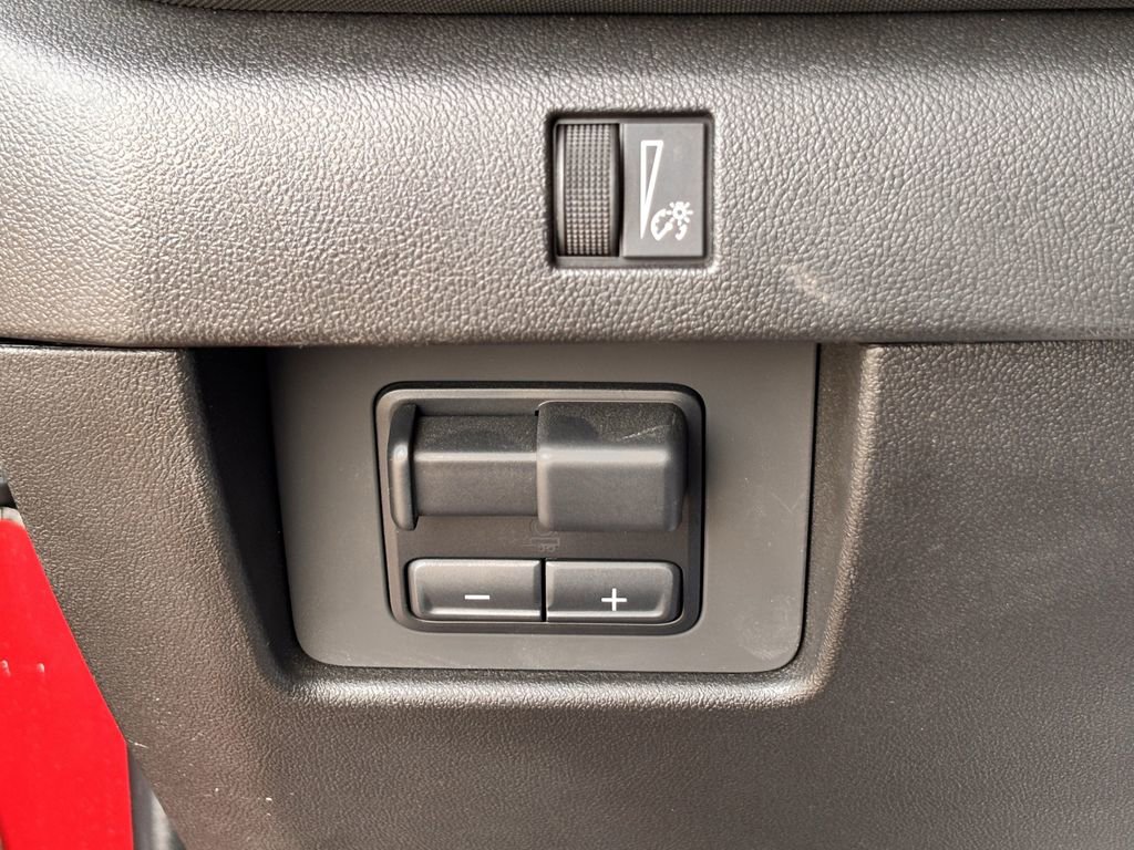 New 2025 Chevrolet Colorado Z71 w/ Technology Package image 16