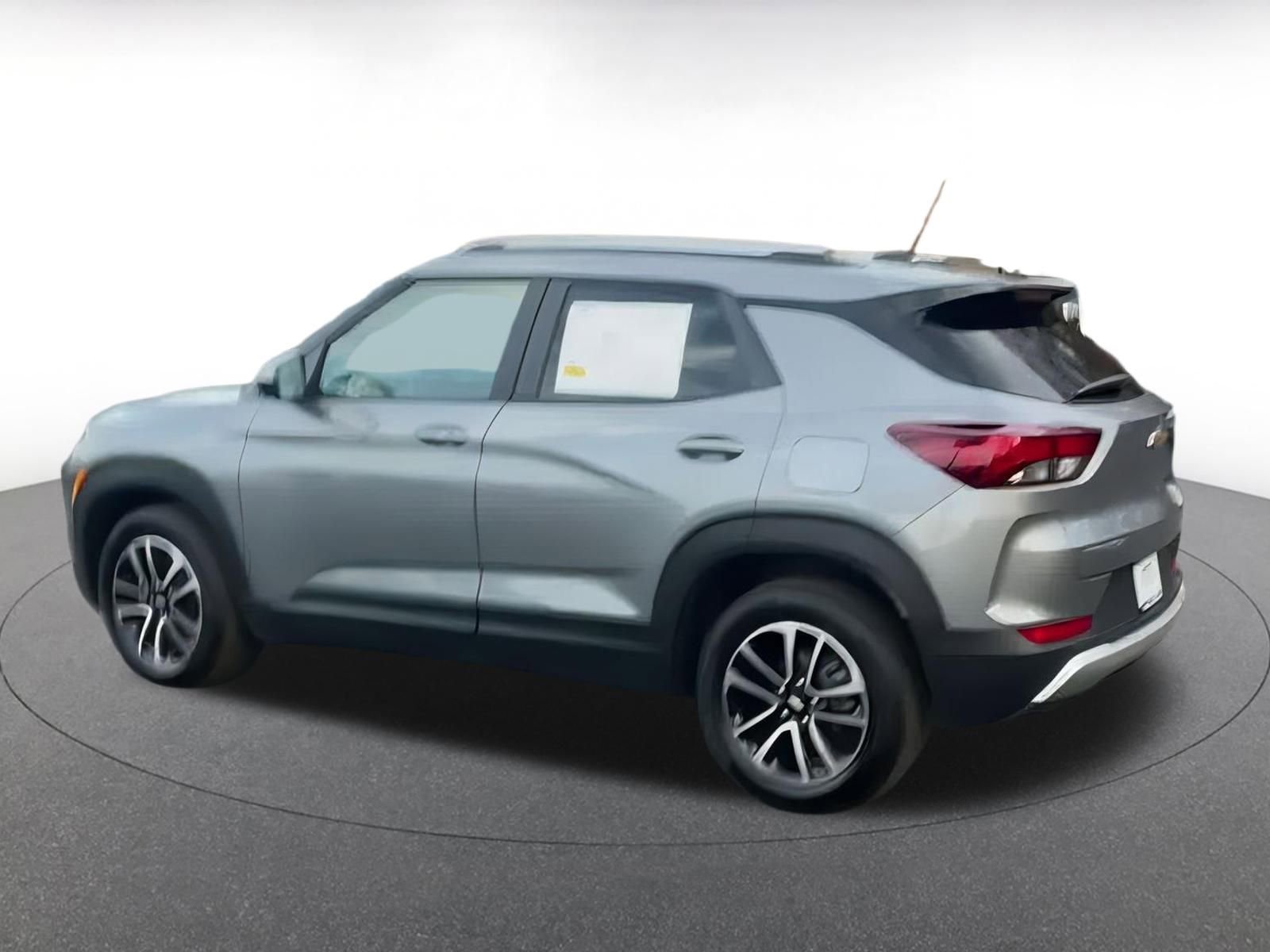 Used 2025 Chevrolet TrailBlazer LT image 10