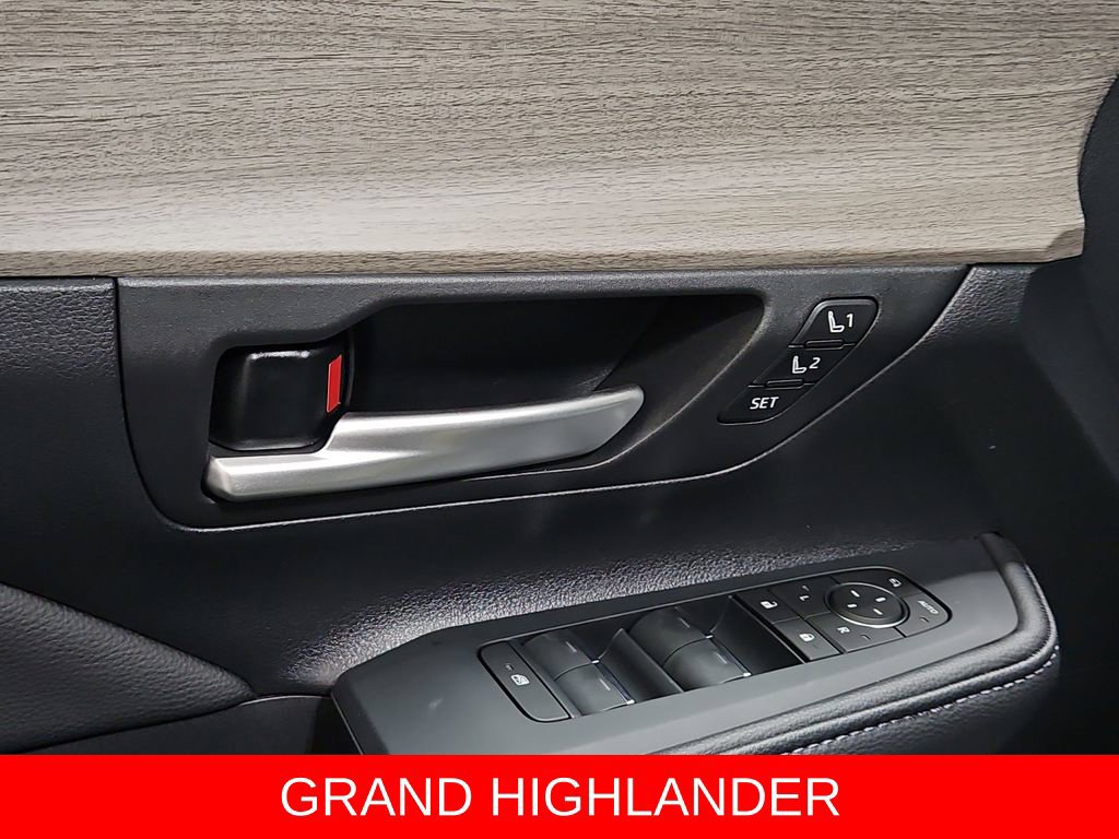 New 2026 Toyota Grand Highlander AWD image 10