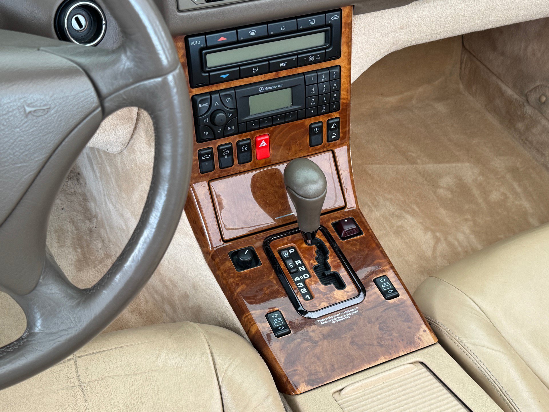 Used 1999 Mercedes-Benz SL 500 image 21