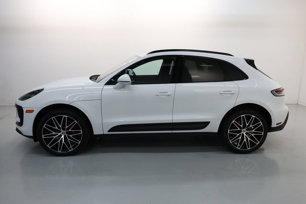 Used 2025 Porsche Macan S AWD/4WD image 55