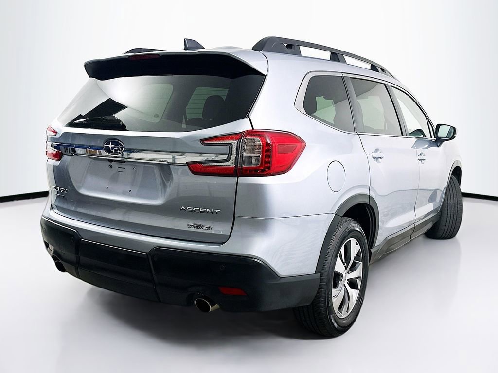 Used 2025 Subaru Ascent Premium image 7