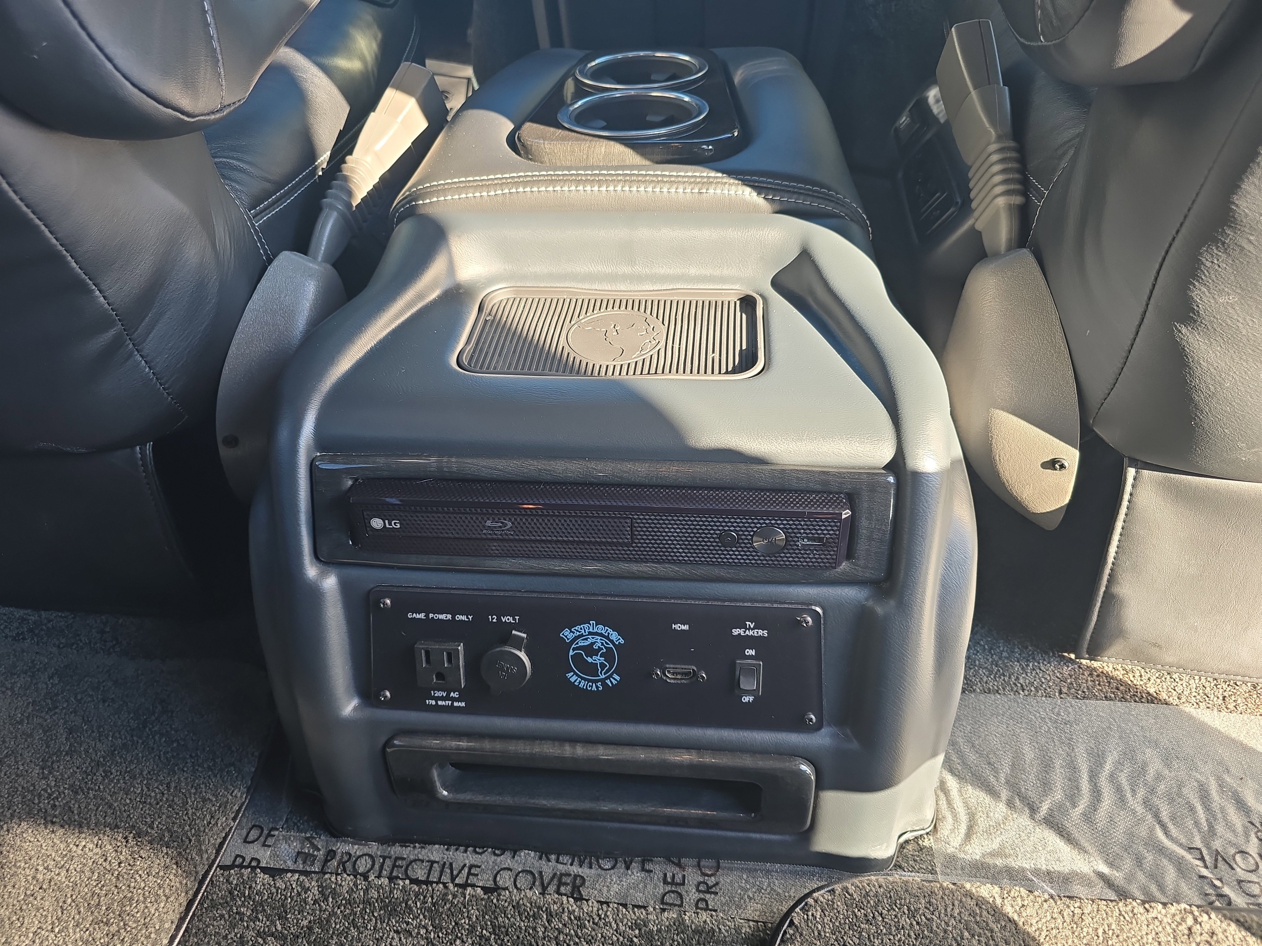 Used 2021 Chevrolet Express 2500 LS w/ Enhanced Convenience Package image 24