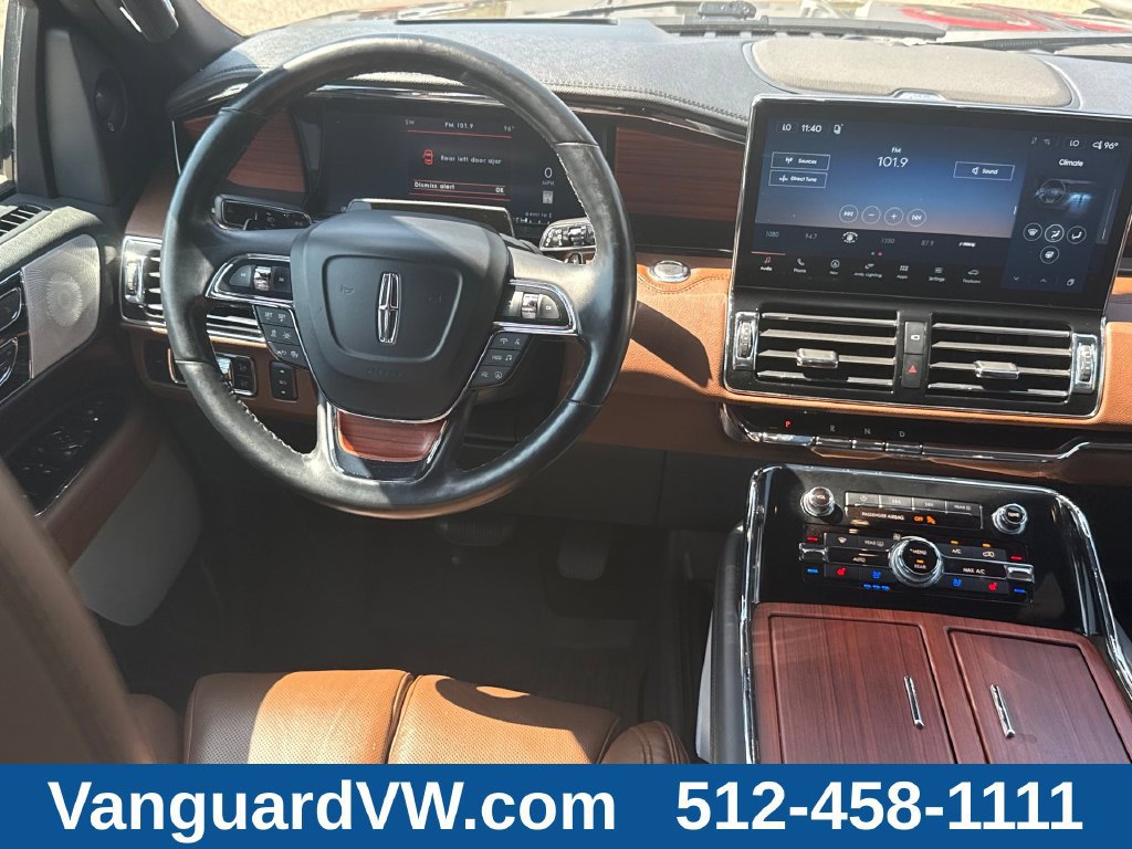 Used 2024 Lincoln Navigator L Reserve AWD/4WD image 31