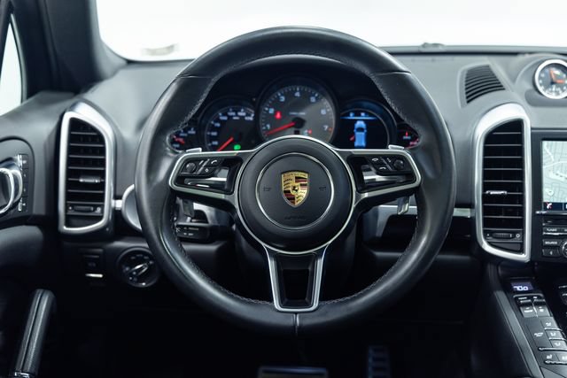 Used 2016 Porsche Cayenne S AWD/4WD image 14