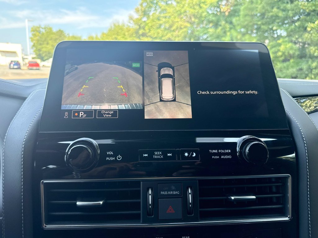 Used 2022 INFINITI QX80 Sensory w/ All-Season Package AWD/4WD image 22