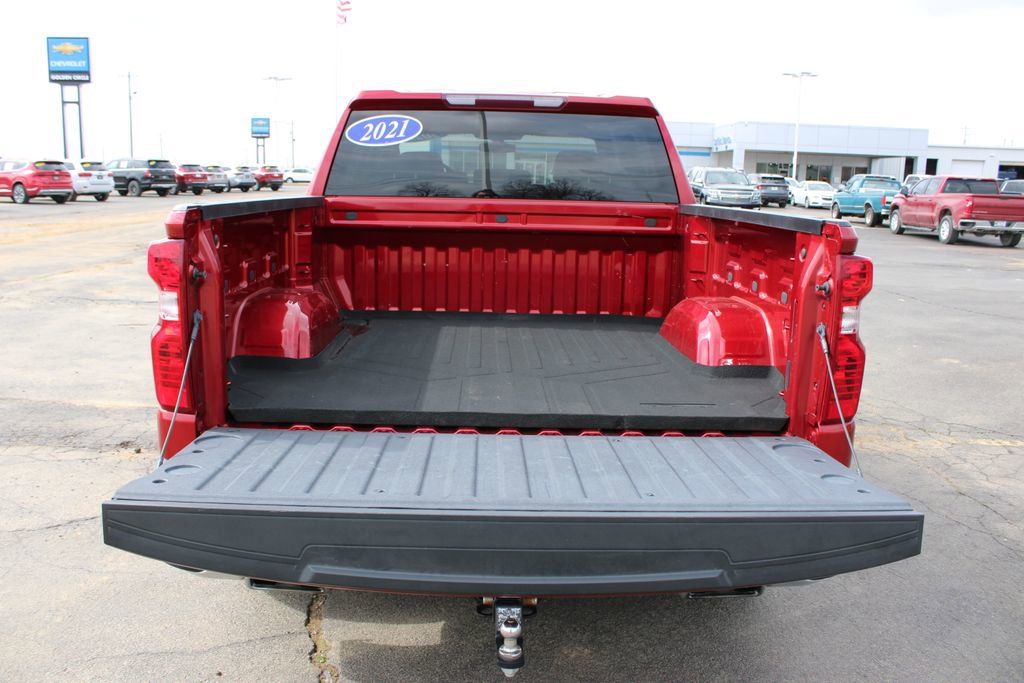 Used 2021 Chevrolet Silverado 1500 LT w/ Z71 Off-Road Package image 18