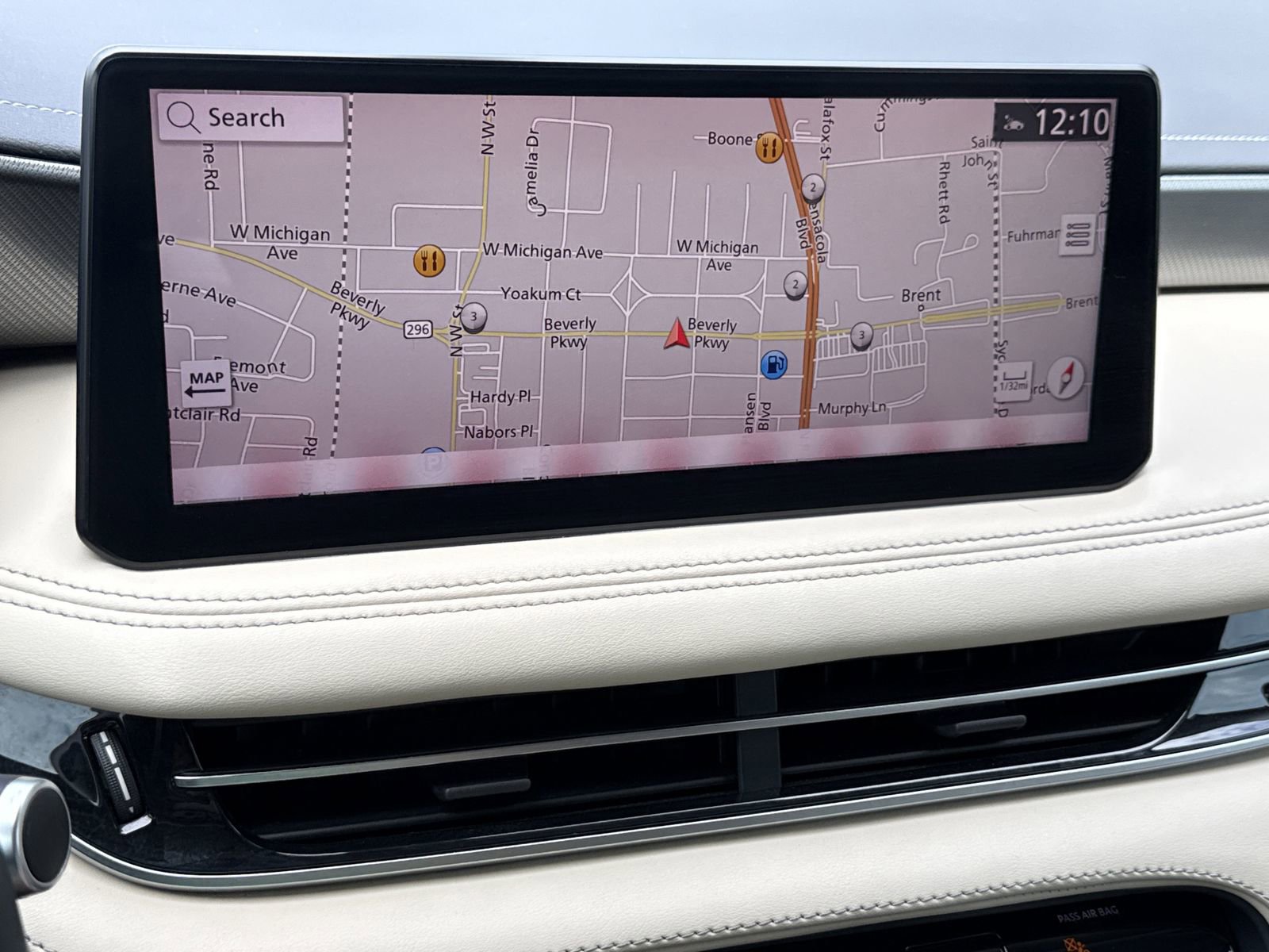 Used 2023 INFINITI QX60 Luxe w/ Cargo Package FWD image 26