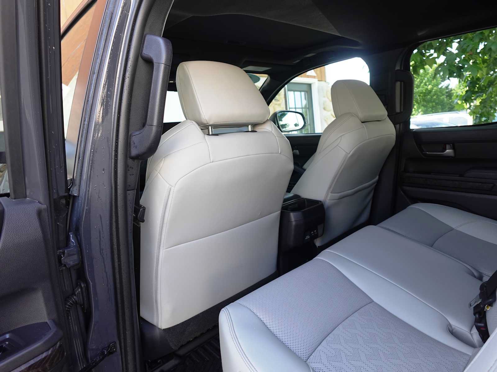 Used 2024 Toyota Tacoma Limited w/ Limited Package (LT) AWD/4WD image 28