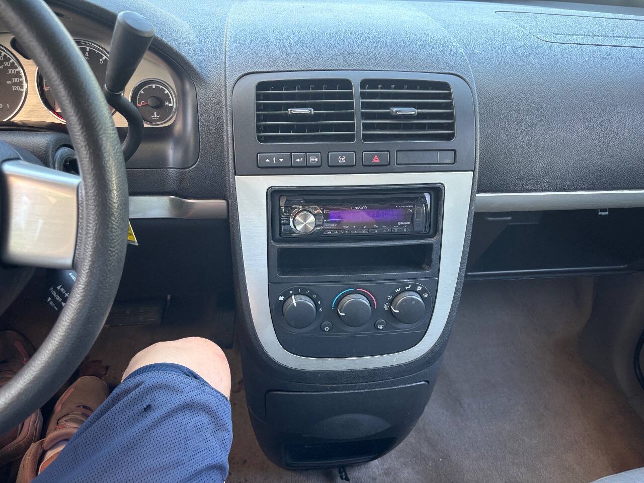 Used 2009 Pontiac Montana SV6 FWD image 11