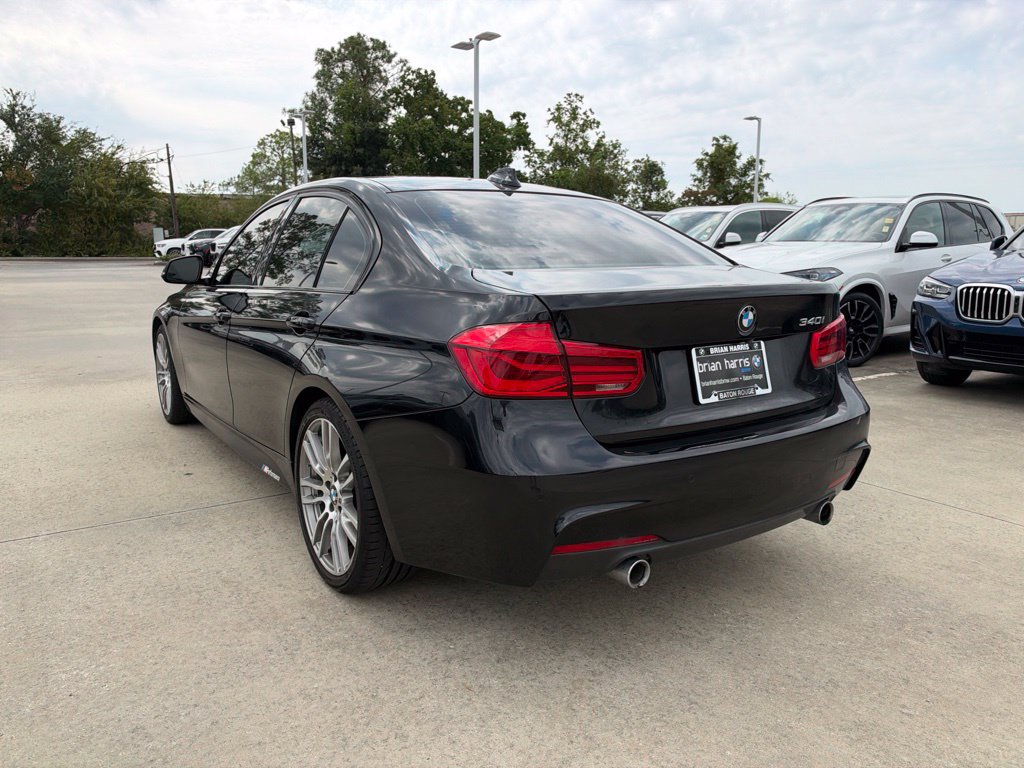 Used 2018 BMW 340i Sedan RWD image 3