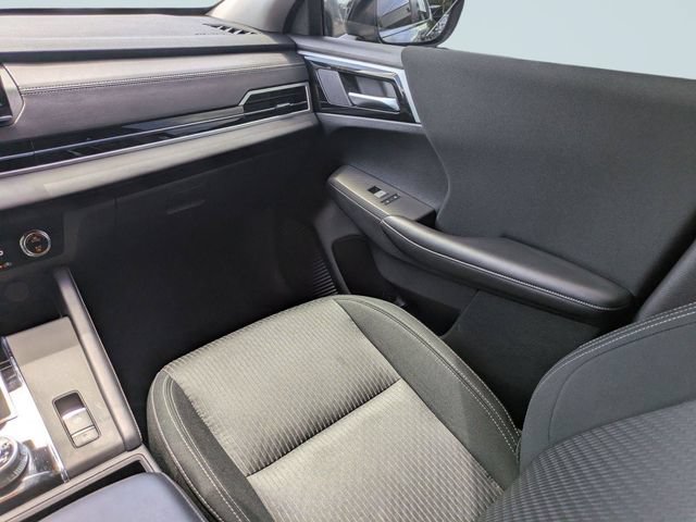 Used 2024 Mitsubishi Outlander ES FWD image 17