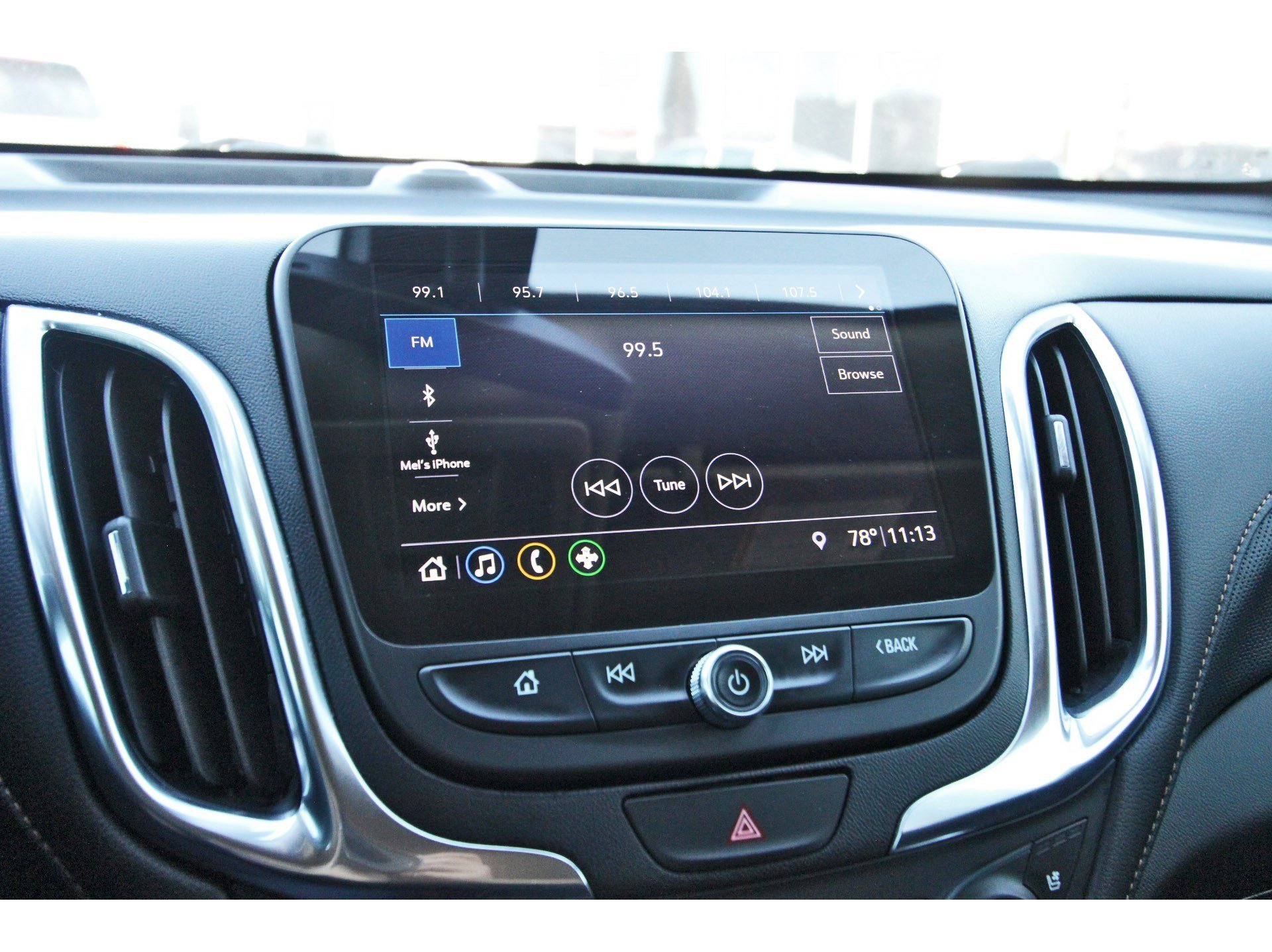 Used 2021 Chevrolet Equinox Premier FWD image 26