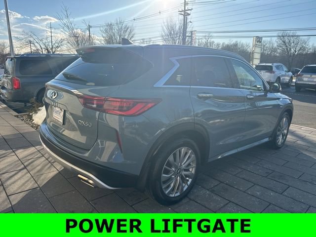 Certified 2023 INFINITI QX50 Luxe image 8