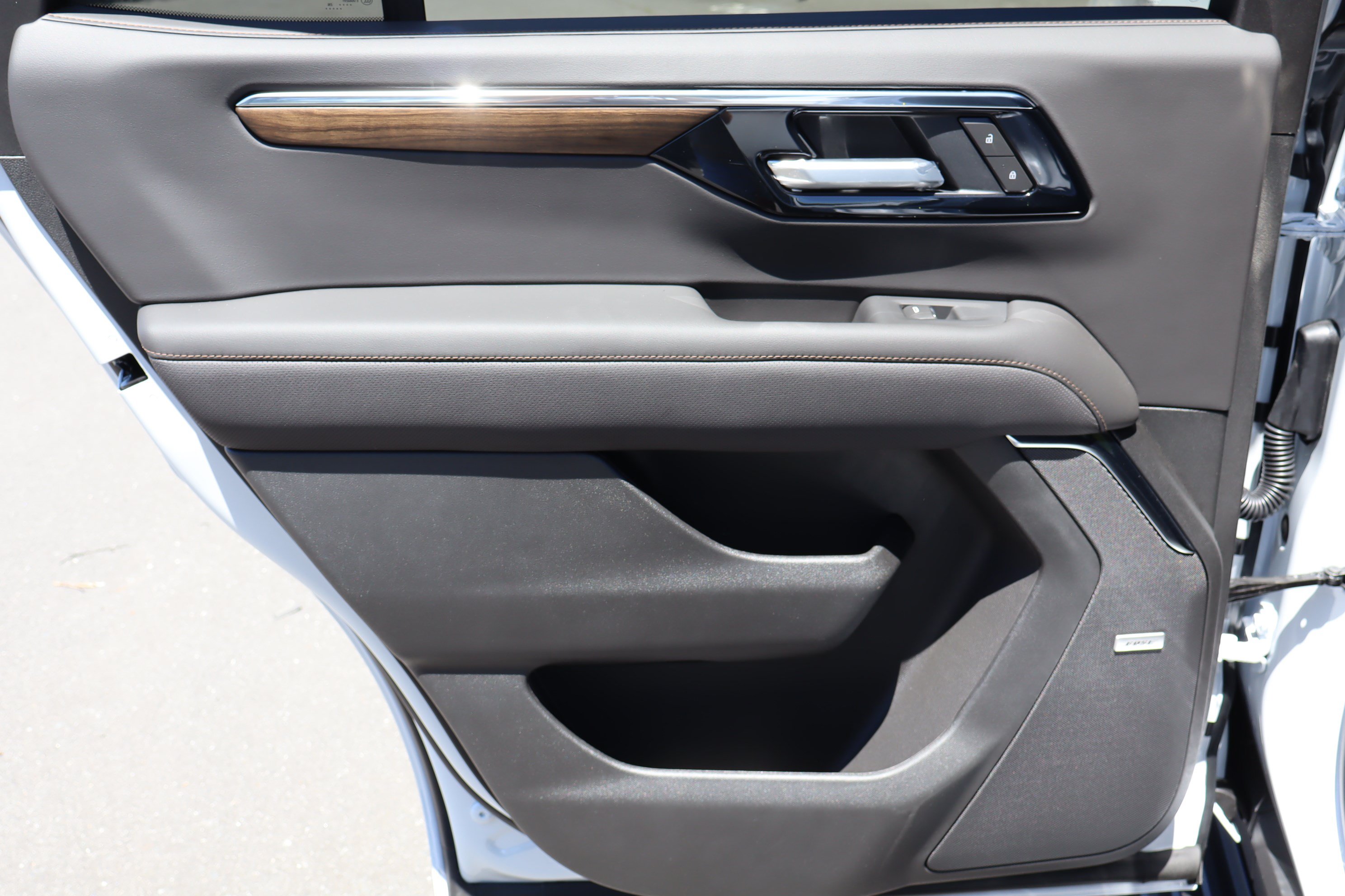 New 2026 Chevrolet Tahoe High Country AWD/4WD image 24